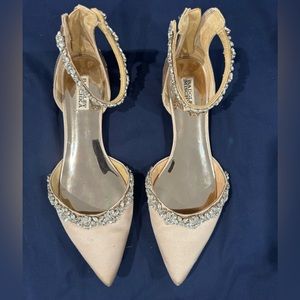 Used formal flats but still in great shape